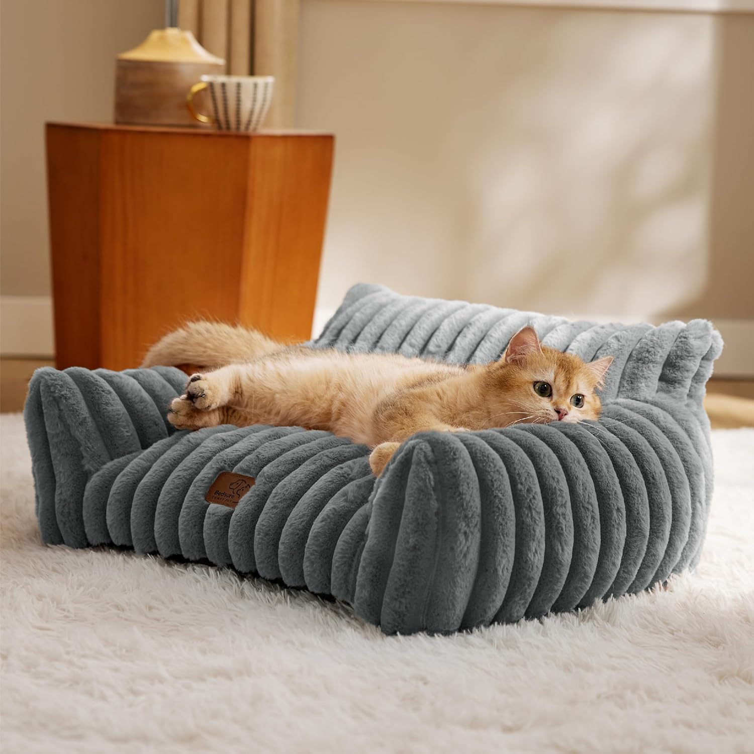 Cozy Up: The Ultimate Washable Cat Sofa Bed for Stylish Snuggles and Naps! 🐾🛋️ #PetComfort #CouchForPets